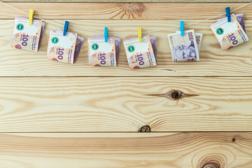 Argentine money, pesos, high denominations Argentine money, pesos, high denominations