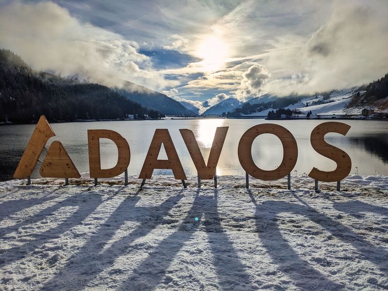 Davos Klosters Mountains. View of Lake Davos with snow. Strolling around this beautiful mountain lake in the sunshine. Davos Klosters Mountains. View of Lake Davos with snow. Strolling around this beautiful mountain lake in the sunshine.
