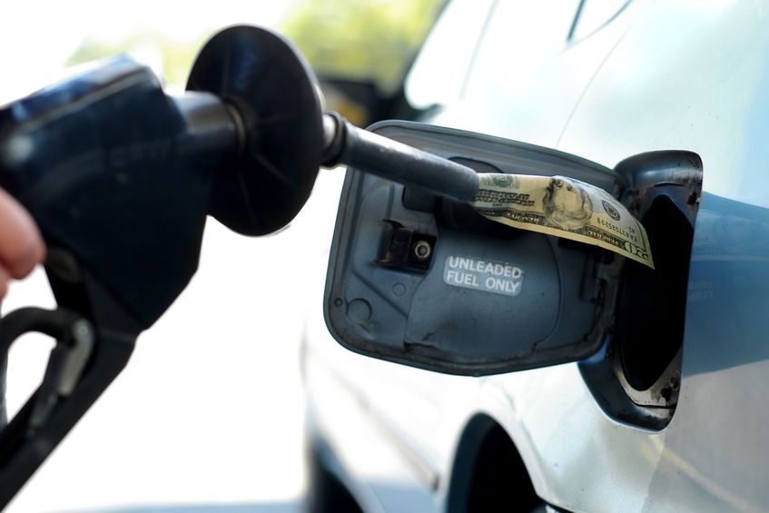 2733416 putting money into the tank (high gas prices)